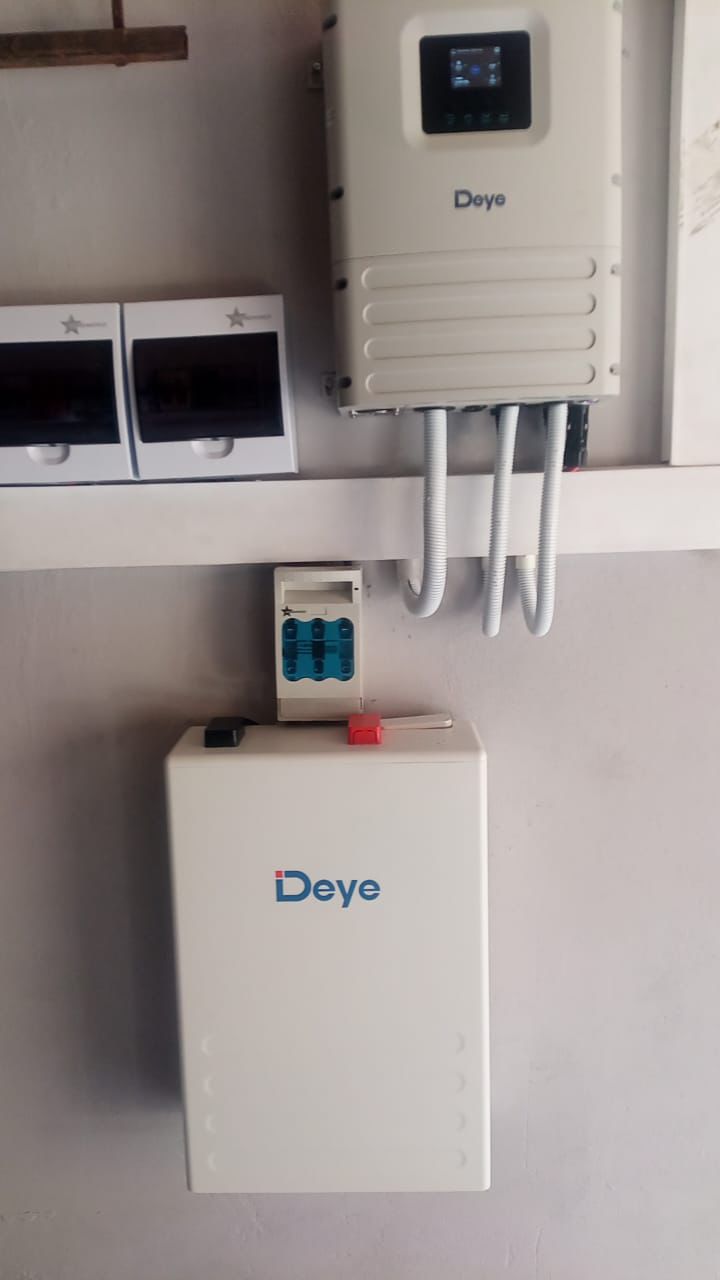 Deye residential hybrid · LiFePO₄