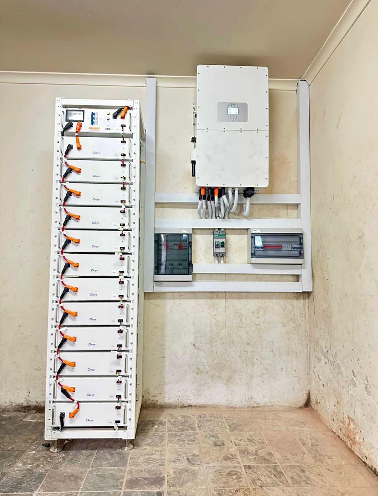 Deye HV battery rack · hybrid inverter